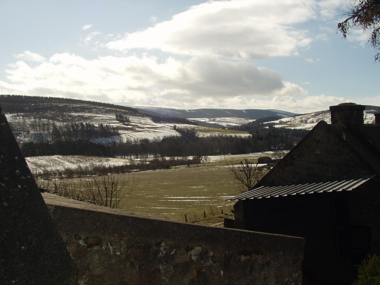 View from Dallochy, Glass