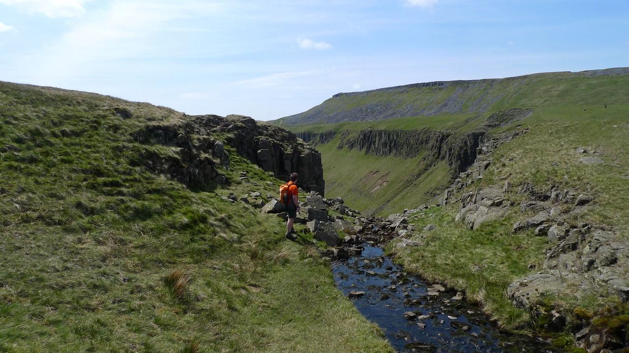 High Cup Nick-fd0003.jpg